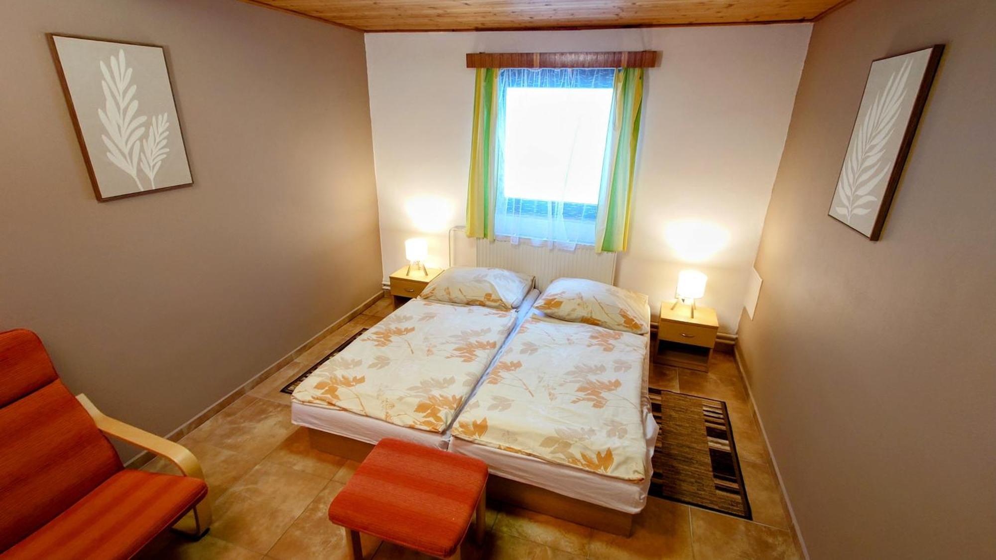 Raj Sportovni A Rekreacni Resort Branzez Knezmost ภายนอก รูปภาพ