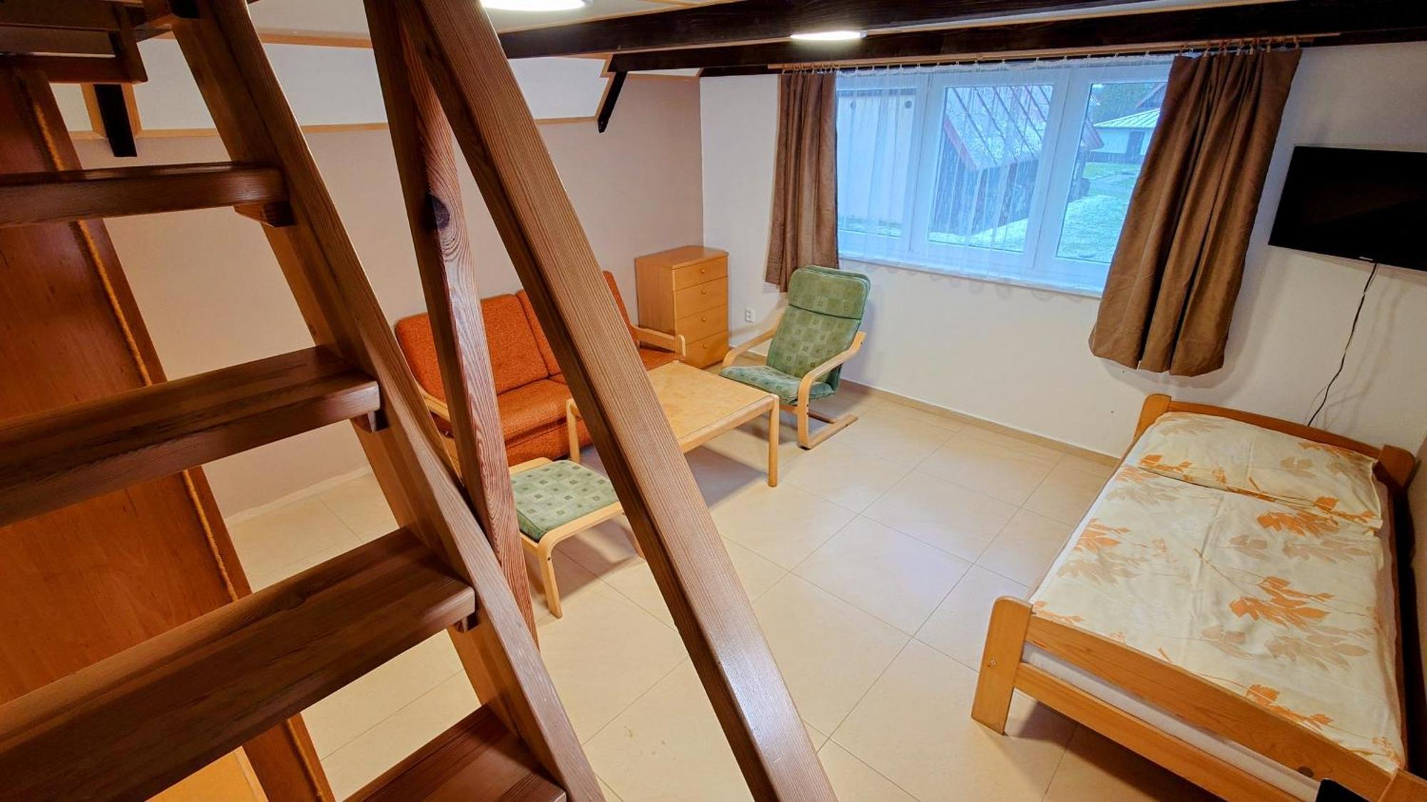 Raj Sportovni A Rekreacni Resort Branzez Knezmost ภายนอก รูปภาพ