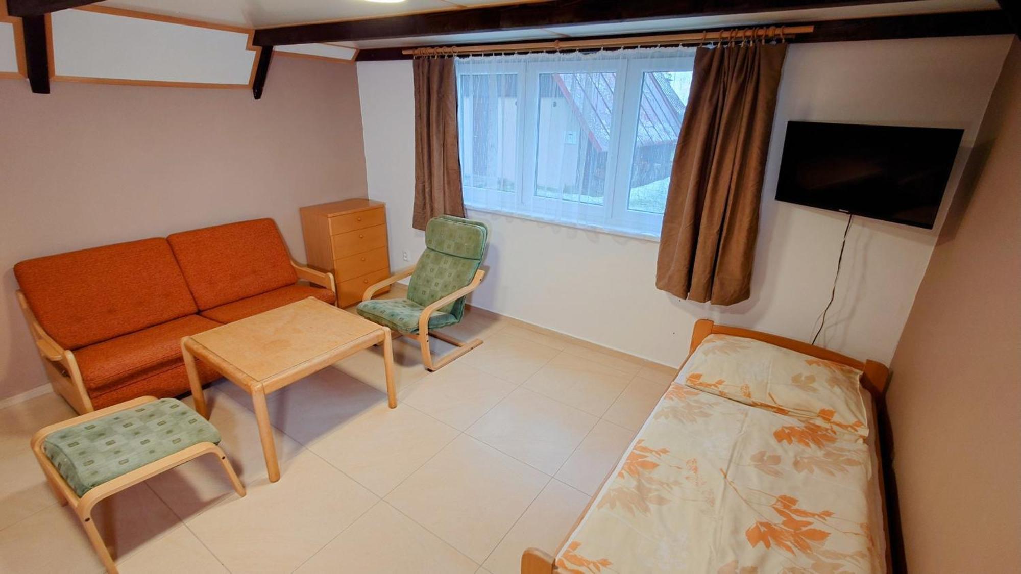 Raj Sportovni A Rekreacni Resort Branzez Knezmost ภายนอก รูปภาพ